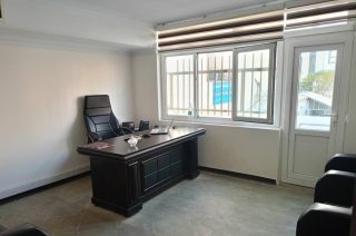 آپارتمان اداری ۲۲۰ متر